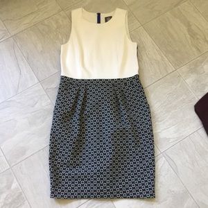 Vince Camuto size 6 dress